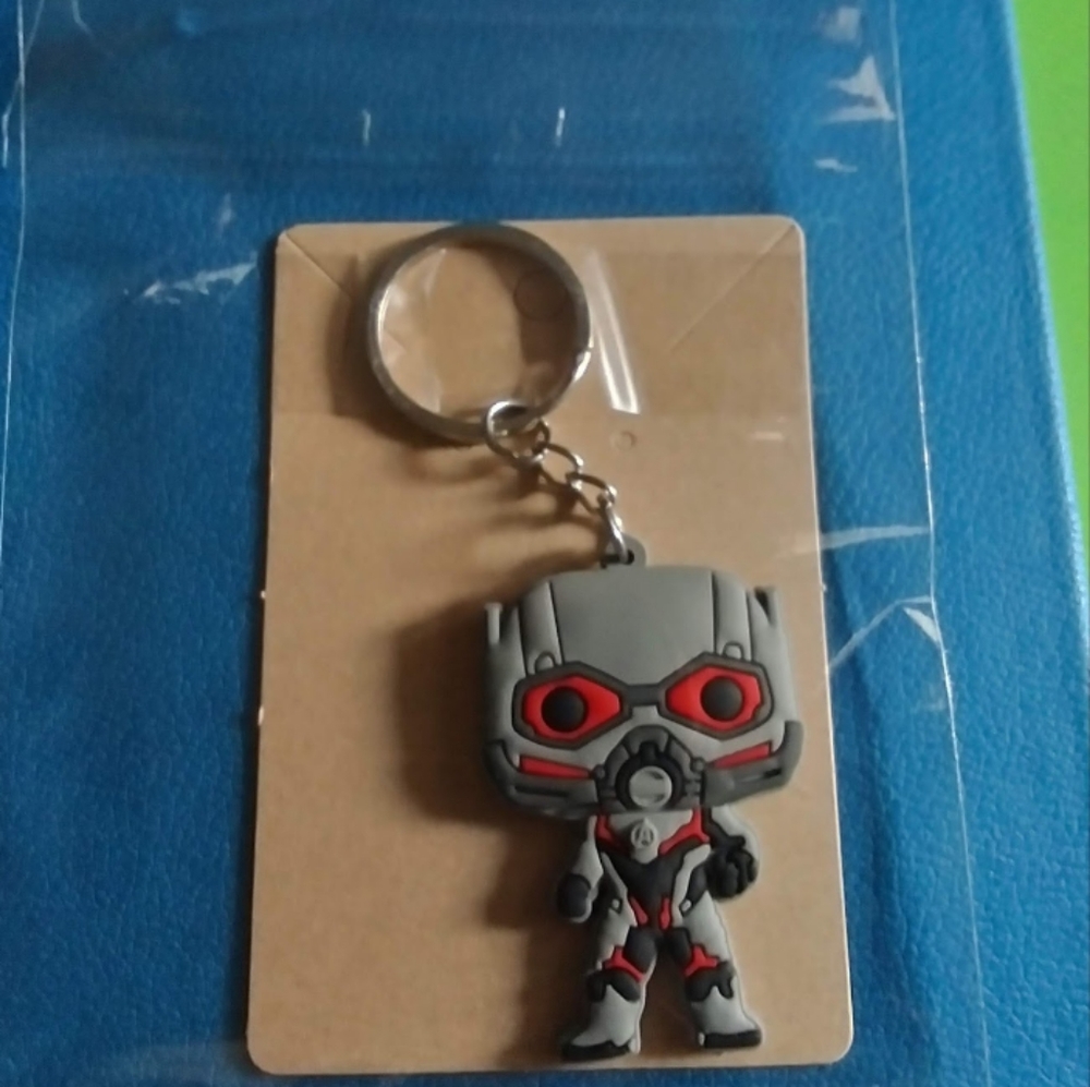Avengers Ant-Man Keychain - Picture 4 of 4
